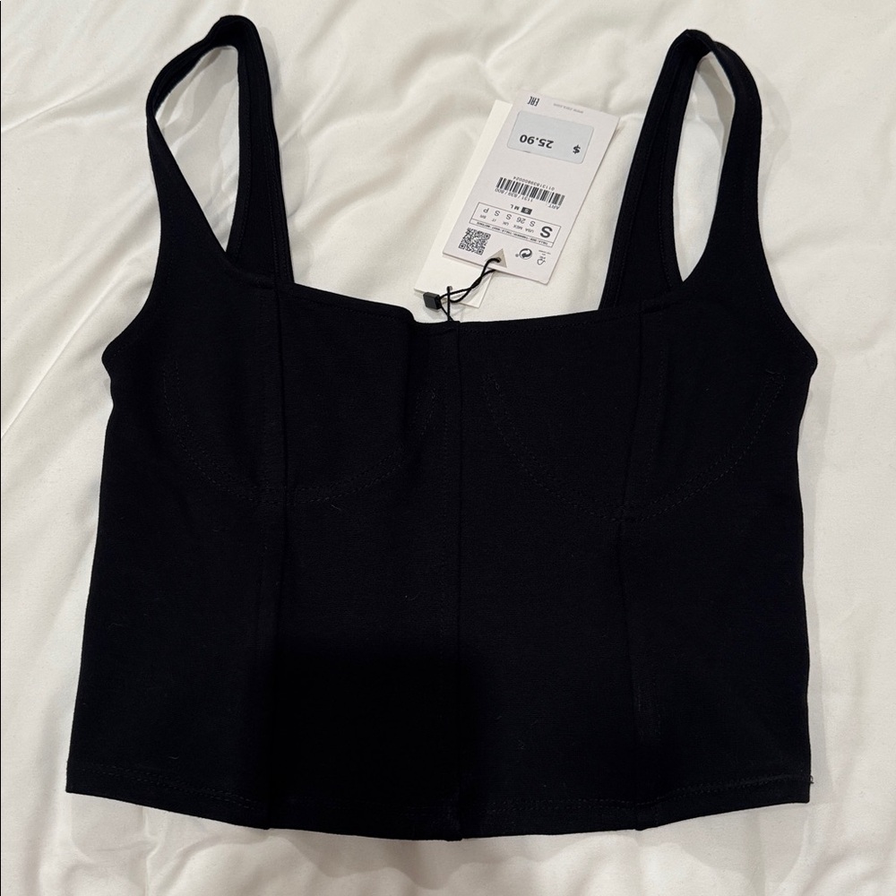Women’s Black Cropped Tank Top - - Picture 2 of 3